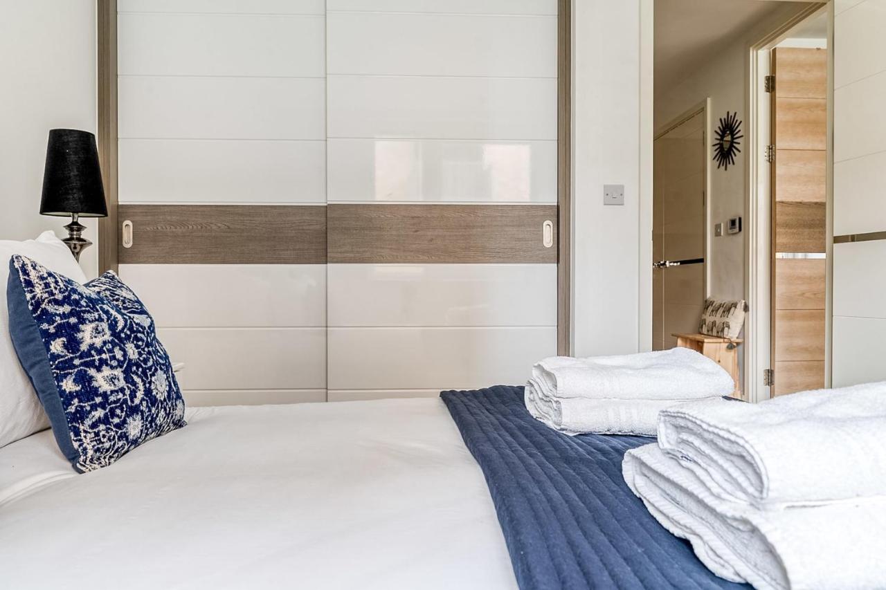 Appartamento Modern Surrey Quays Flat Londra